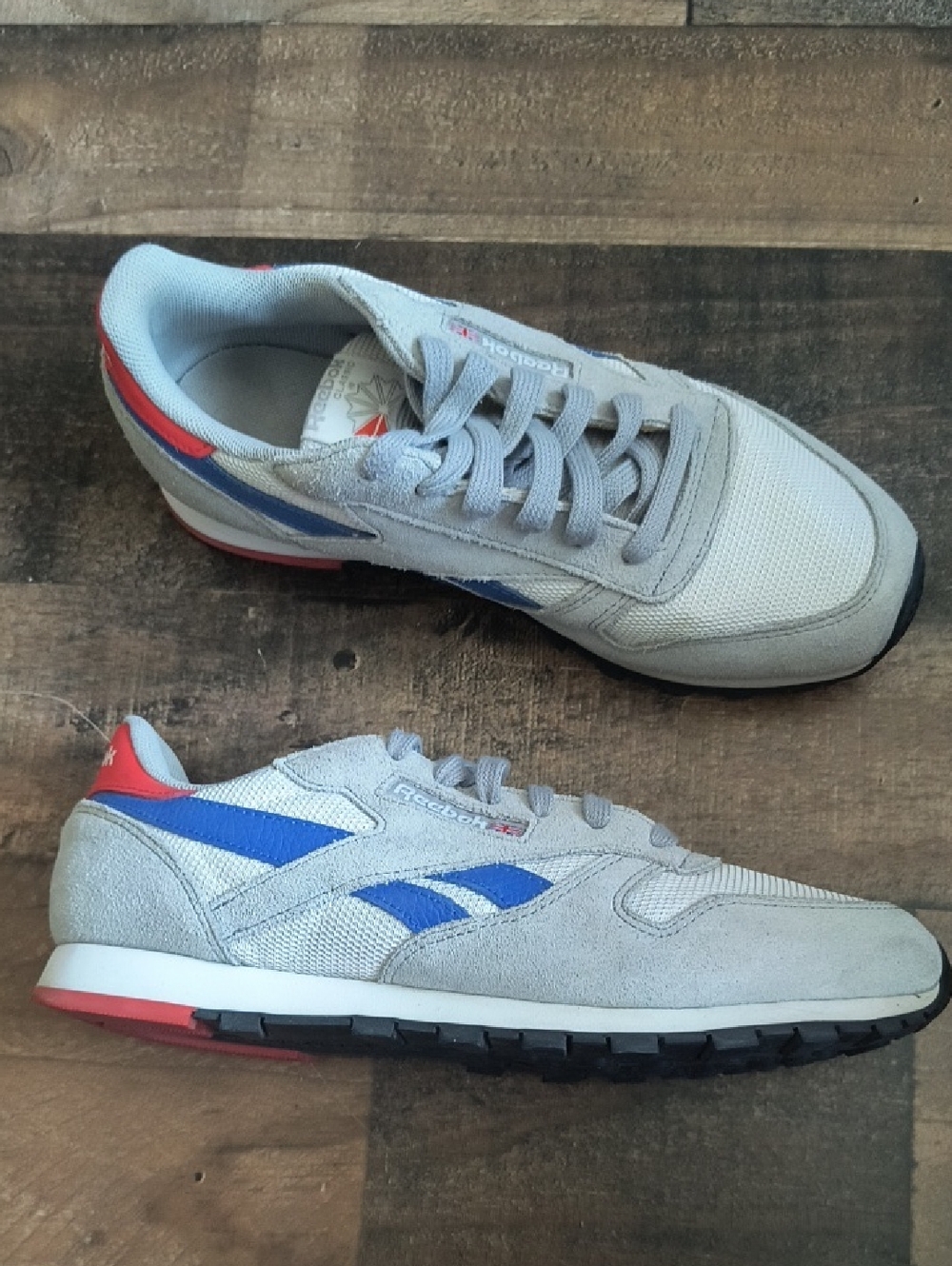 Reebok Classic Men’s Gray & Blue Low-Top Sneaker Sz 7 EU 39 Men